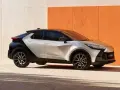 Nowa Toyota C-HR Hybrid w dwukolorowej wersji. Zastanawiasz się, ile kosztuje ten stylowy SUV?
