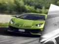 Zielony Lamborghini Aventador na torze. Zastanawiasz się, ile kosztuje ubezpieczenie Lamborghini Aventador?