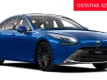 Niebieski Toyota Mirai, samochód wodorowy, pokazuje jak działa hybryda toyoty. Ostatnie sztuki!