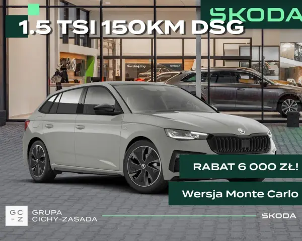 Szara Skoda Scala w wersji Monte Carlo, z rabatem 6000 zł, prezentowana w salonie.