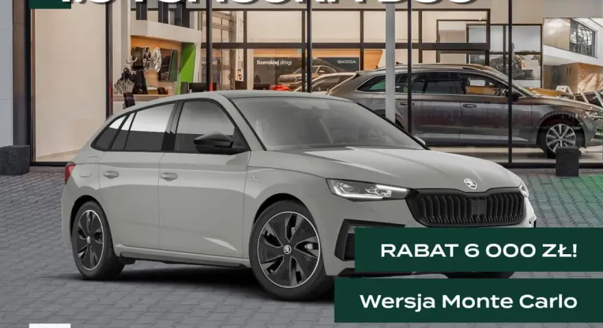 Szara Skoda Scala w wersji Monte Carlo, z rabatem 6000 zł, prezentowana w salonie.