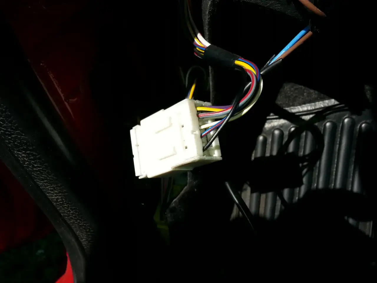 Wiązka przewodów do montażu centralnego zamka w Fiat Seicento.